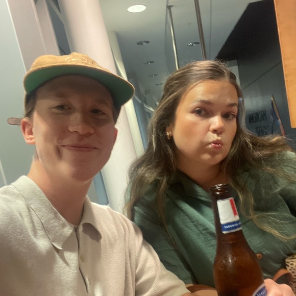 Meet your Posher, Maddy - Picture 2 of 2